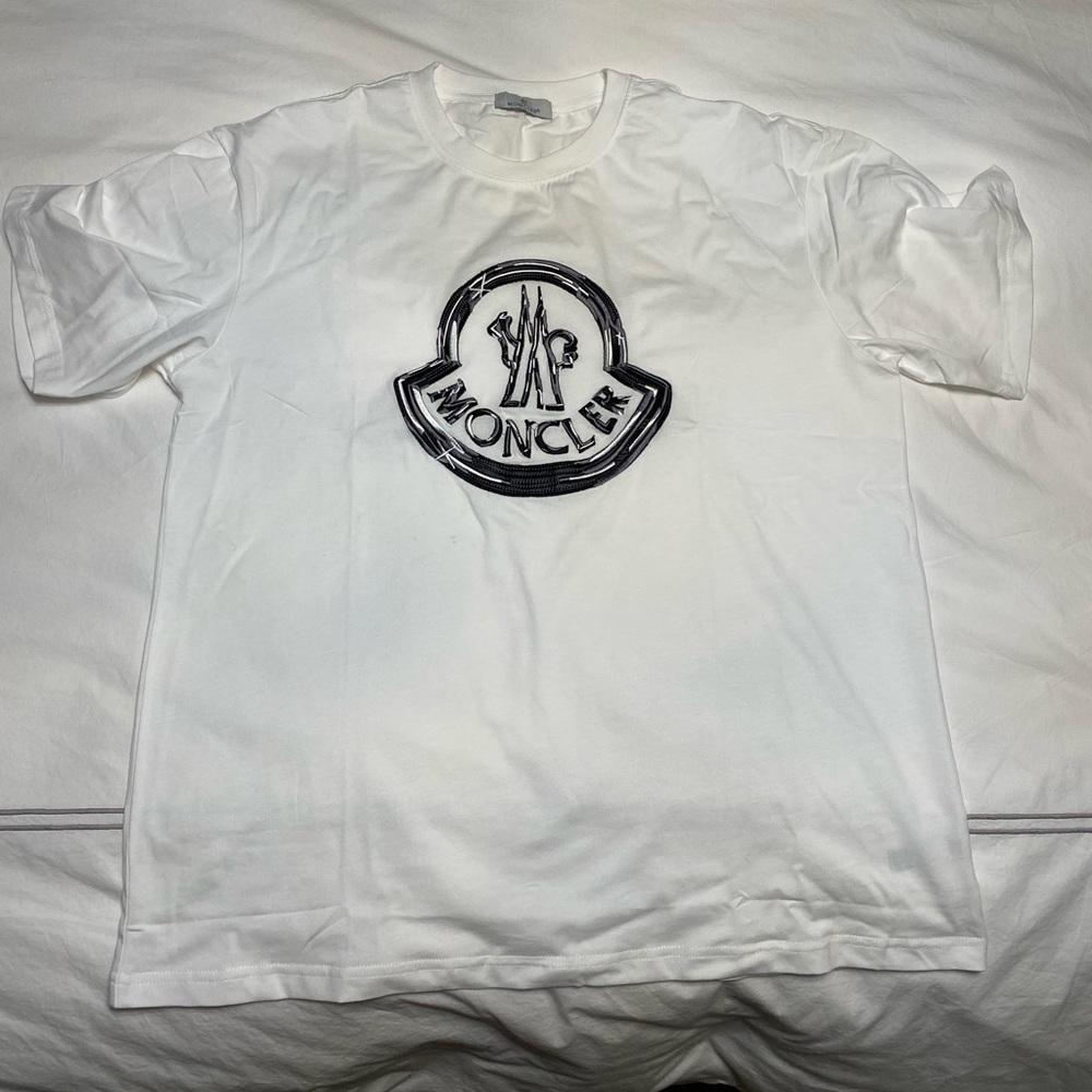 Moncler shirt like new
